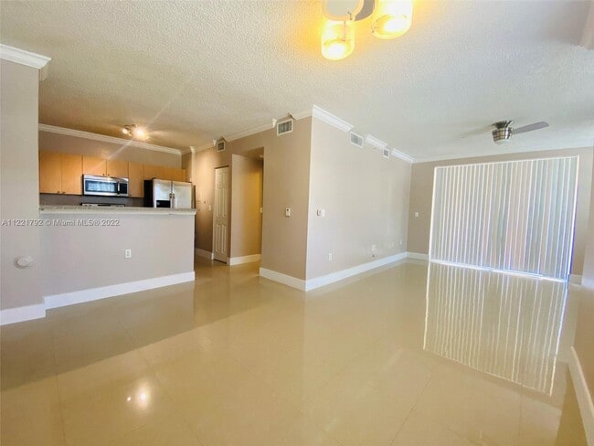 2360 E Preserve Way, Unit 107 in Miramar, FL - Building Photo - Building Photo