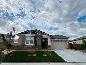 4011 W McNeil St in Phoenix, AZ - Building Photo - Building Photo