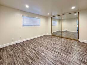 9534 Carroll Canyon Rd in San Diego, CA - Building Photo - Building Photo