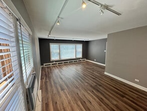 2241 S 17th Ave in North Riverside, IL - Building Photo - Building Photo