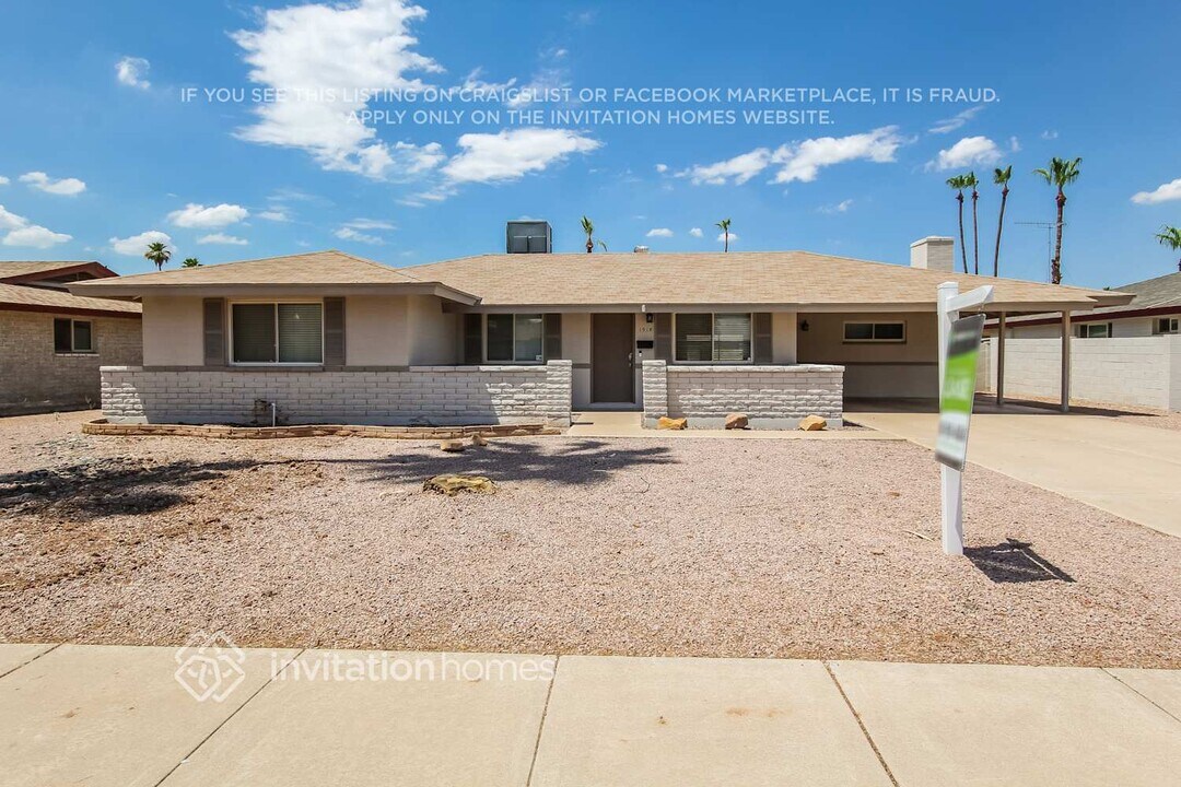 1918 E Pebble Beach Dr in Tempe, AZ - Building Photo