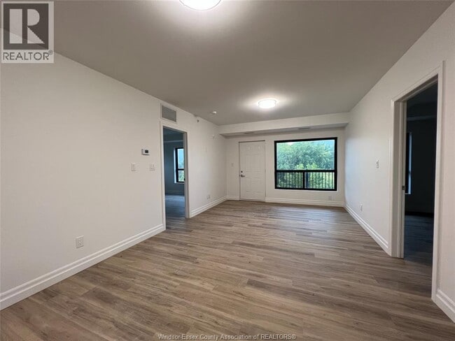 3370 Stella Crescent in Windsor, ON - Building Photo - Building Photo