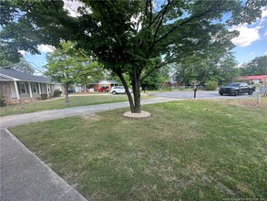 1600 Old English Ct in Fayetteville, NC - Building Photo - Building Photo