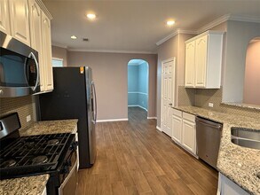 13115 Southern Valley Dr in Pearland, TX - Building Photo - Building Photo