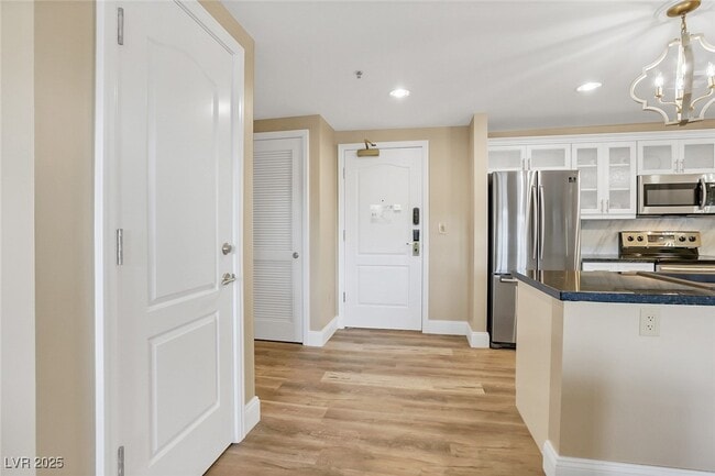30 Strada Di Villaggio in Henderson, NV - Building Photo - Building Photo