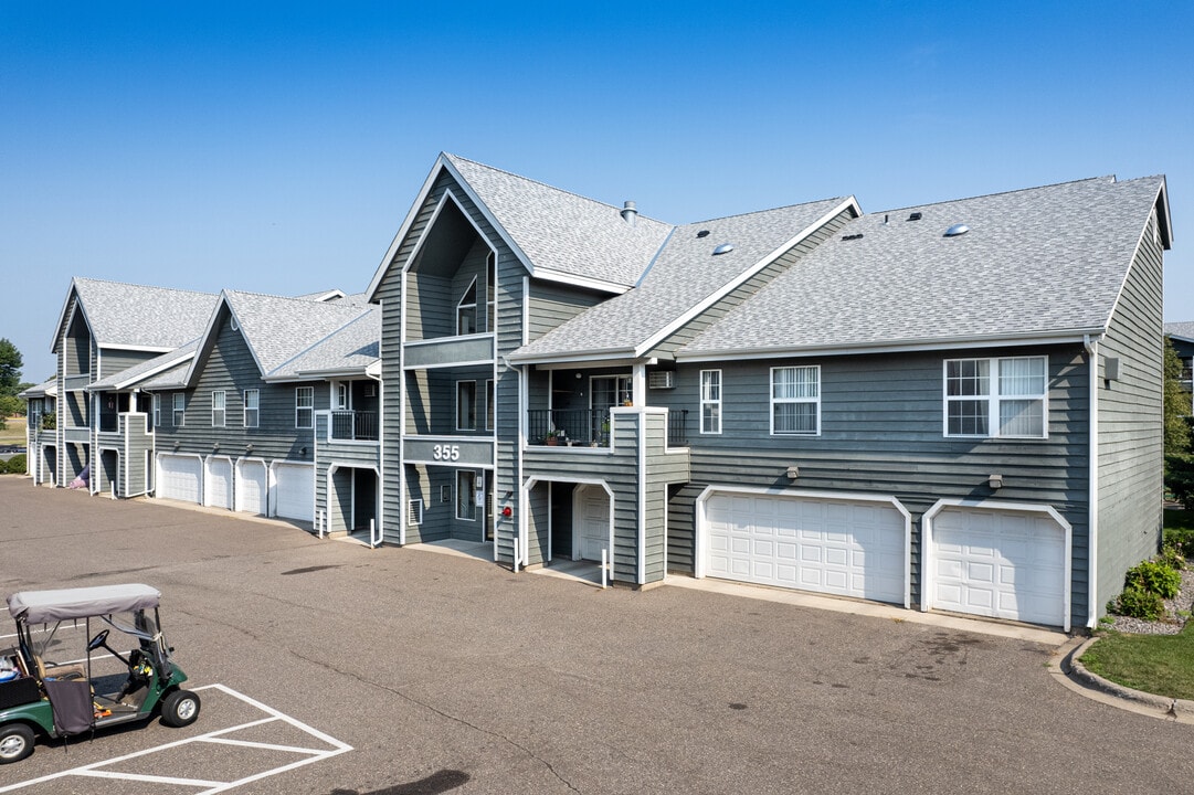 Evans Meadows in Elk River, MN - Building Photo