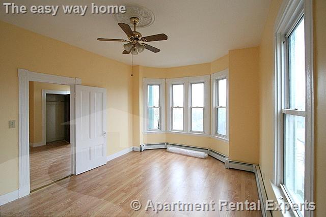 90 Norfolk St in Cambridge, MA - Building Photo