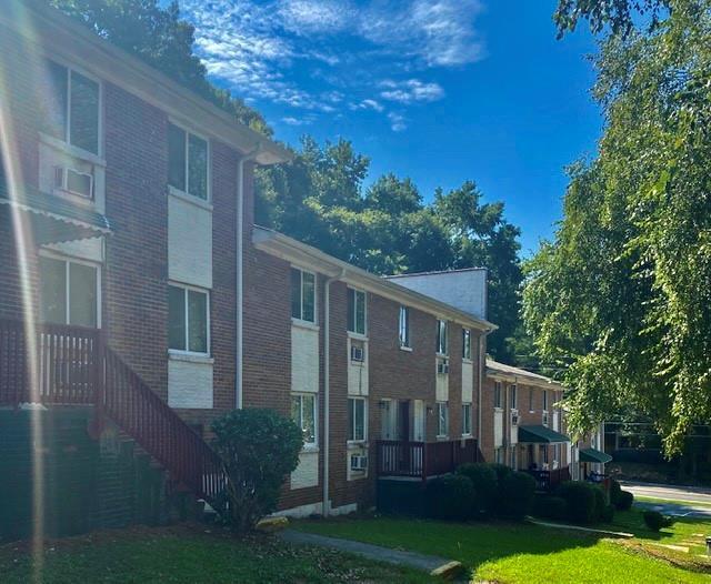 2129 M.L.K. Jr Dr SW-Unit -A15 in Atlanta, GA - Building Photo