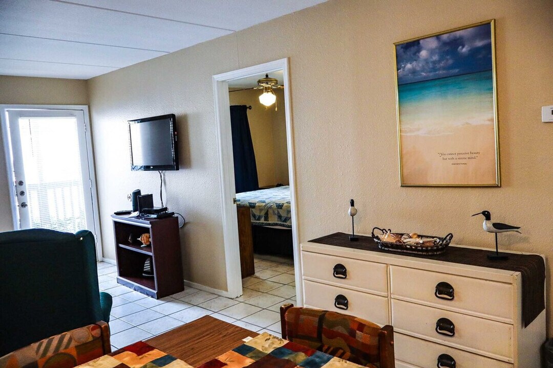 5601 Gulf Blvd in South Padre Island, TX - Building Photo