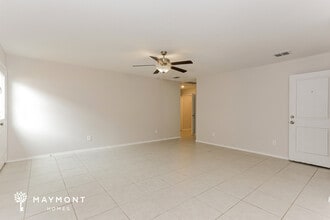 2984 Wallace Wls Ct, Unit 7 in Crandall, TX - Foto de edificio - Building Photo