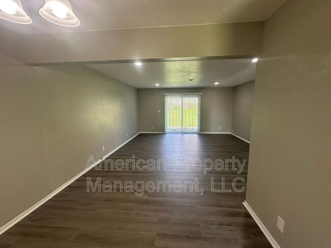 2426 S 83rd E Ave in Tulsa, OK - Building Photo - Building Photo