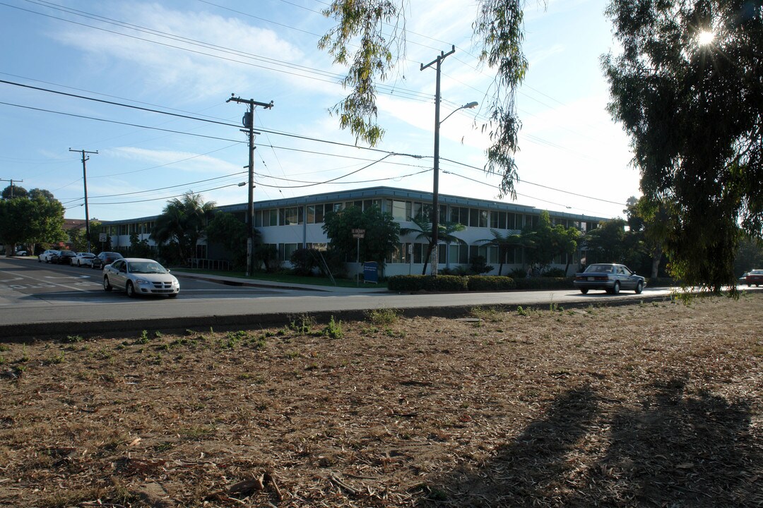 Westgate Apartments in Goleta, CA - Building Photo