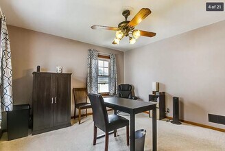 5307 32nd Ave, Unit Main Floor in Kenosha, WI - Building Photo - Building Photo