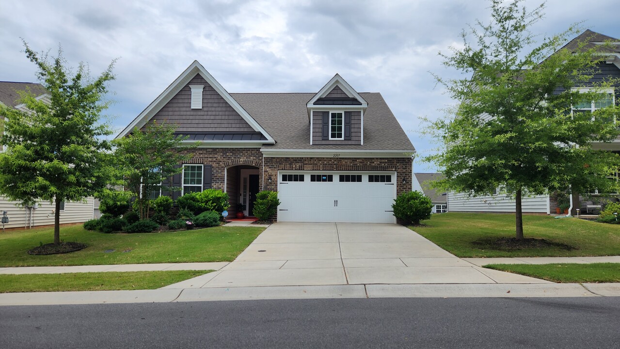 2207 Restina Dr in Waxhaw, NC - Building Photo