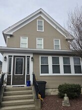 26 Pearl St in Milford, MA - Building Photo - Building Photo