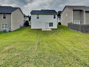 741 Raindrops Rd in Gastonia, NC - Building Photo - Building Photo