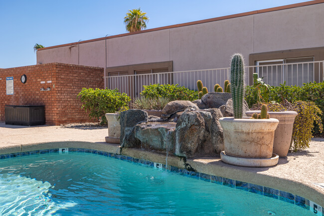 Olive Ridge Senior Living in Peoria, AZ - Foto de edificio - Building Photo