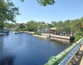 5708 Townhouse Dr in New Port Richey, FL - Building Photo - Building Photo