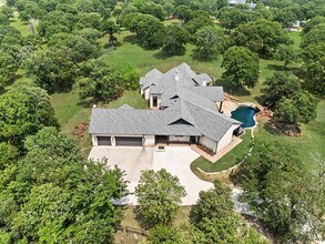 248 Howard Rd in Valley View, TX - Building Photo - Building Photo