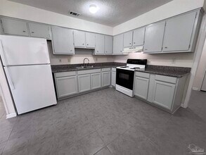 1117 Polk Ave in Pensacola, FL - Building Photo - Building Photo