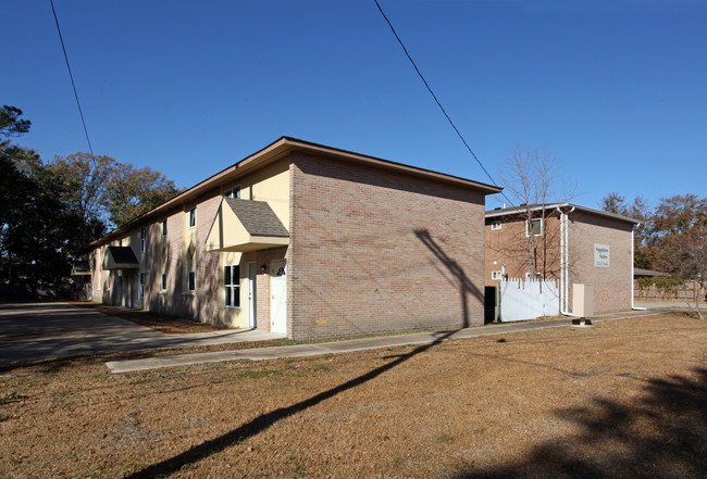 Sapphire Suites in Pascagoula, MS - Building Photo - Building Photo