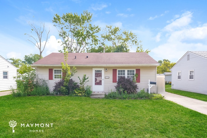 331 Pasadena Ave in Elyria, OH - Building Photo
