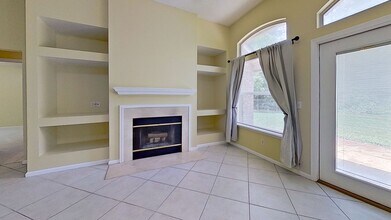 12404 Hatton Chase Ln W in Jacksonville, FL - Building Photo - Building Photo