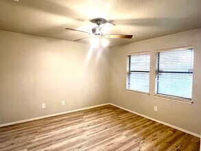 2407 Ventura Dr in Arlington, TX - Building Photo - Building Photo