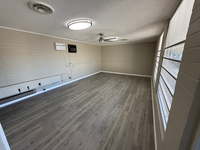 2270 Lincoln St in Oroville, CA - Building Photo - Building Photo