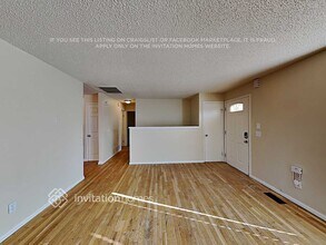 17755 E Arizona Ave in Aurora, CO - Foto de edificio - Building Photo