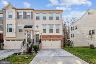 7523 Holly Ridge Dr in Glen Burnie, MD - Building Photo