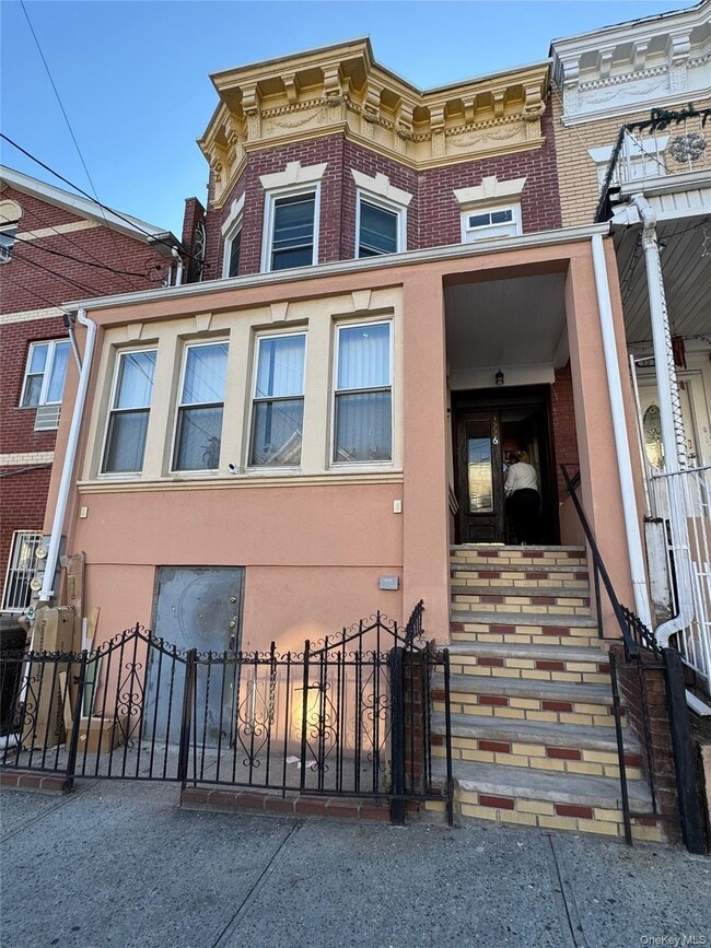 property at 32-26-32106 106th St