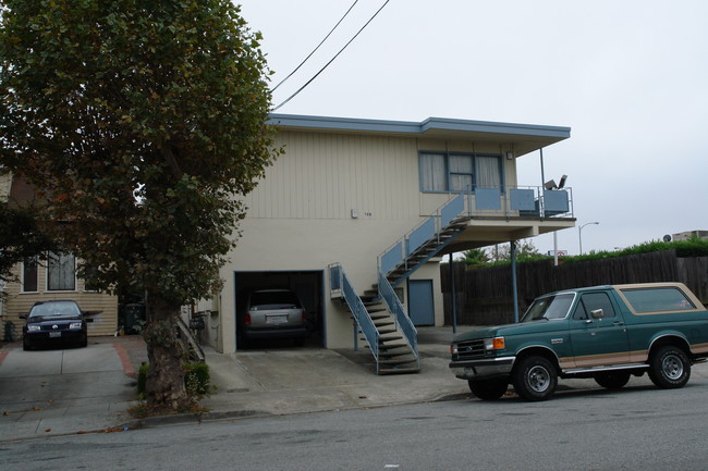 120 Santa Inez Ave