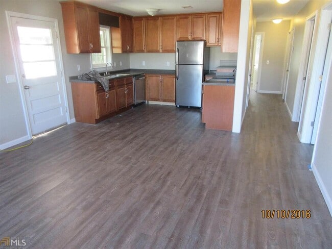 222 S Mulberry St in Statesboro, GA - Building Photo - Building Photo