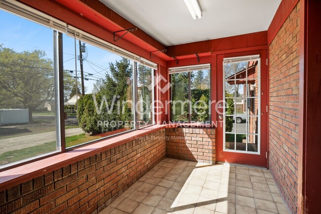 3422 N Nettleton St in Spokane, WA - Foto de edificio - Building Photo