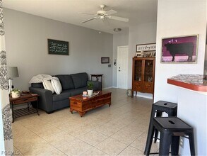 23520 Walden Center Dr in Bonita Springs, FL - Building Photo - Building Photo