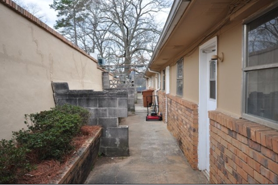 4481 Cemetary St in Powder Springs, GA - Building Photo