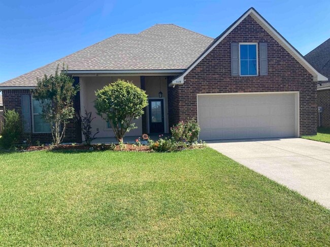 property at 5419 Hebert's Pass