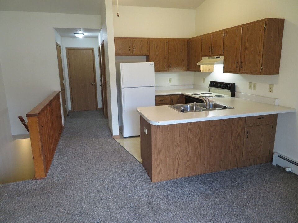 405 Main St in Lomira, WI - Building Photo