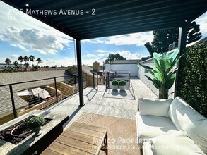 2705 Mathews Ave in Redondo Beach, CA - Building Photo - Building Photo