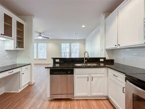 3001 Murworth Dr in Houston, TX - Building Photo - Building Photo