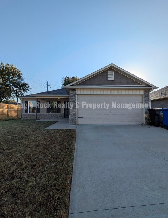 1409 S 31st St in Broken Arrow, OK - Building Photo