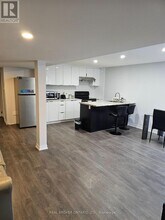 31 Swordfish Dr in Whitby, ON - Building Photo - Building Photo