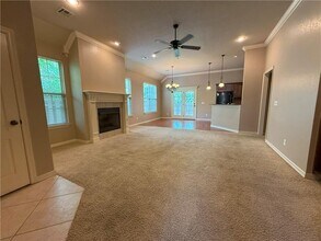 108 Granada St in Fayetteville, AR - Building Photo - Building Photo