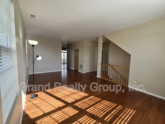 1522 W Turtle Creek Ln in Round Lake, IL - Building Photo - Building Photo