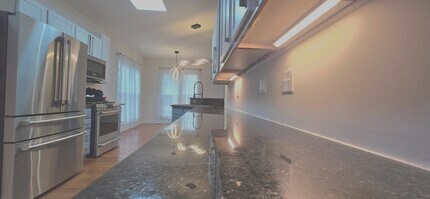 1720 Ashley Downs Dr in Apex, NC - Building Photo - Building Photo