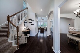 19 Poplar Pine Ct in Conroe, TX - Foto de edificio - Building Photo