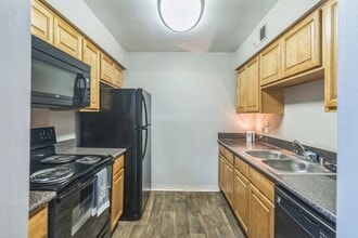 Canter Pointe in Lexington, KY - Building Photo - Building Photo