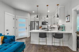 5308 Evans Ave in Austin, TX - Building Photo - Building Photo