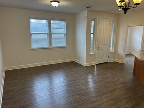 403-405 Gilcrest Ave in Vallejo, CA - Building Photo - Building Photo